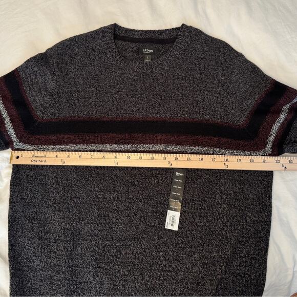 Urban Pipeline Black Gray Burgundy Sweater Size Men's Large - Picture 4 of 10